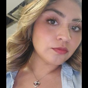 Meet your Posher, Lynette